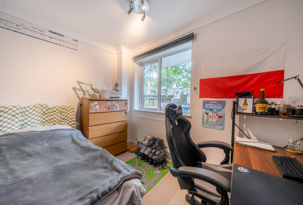 1347801-3-68b9a61...