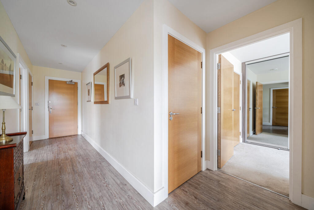 1298980-4-682ef74...