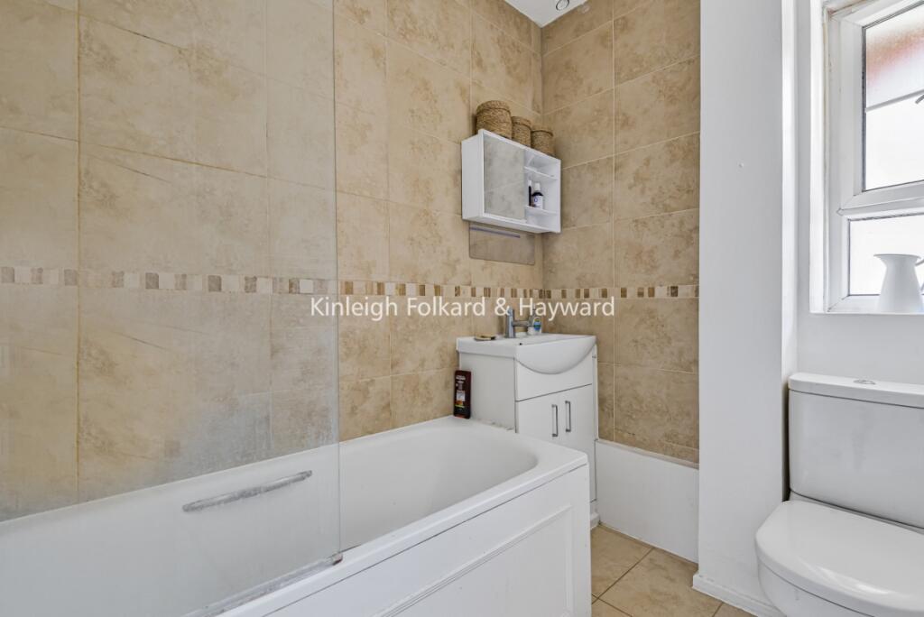 0bfb6c9e-bfd5-4deb-9