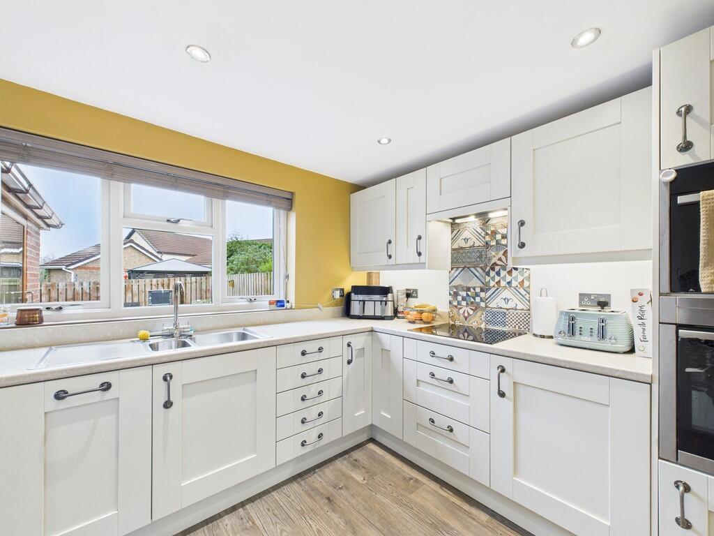 CAM01835G0-PR0339...