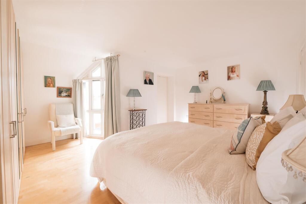 Lansdowne House, Hitchin-26.jpg