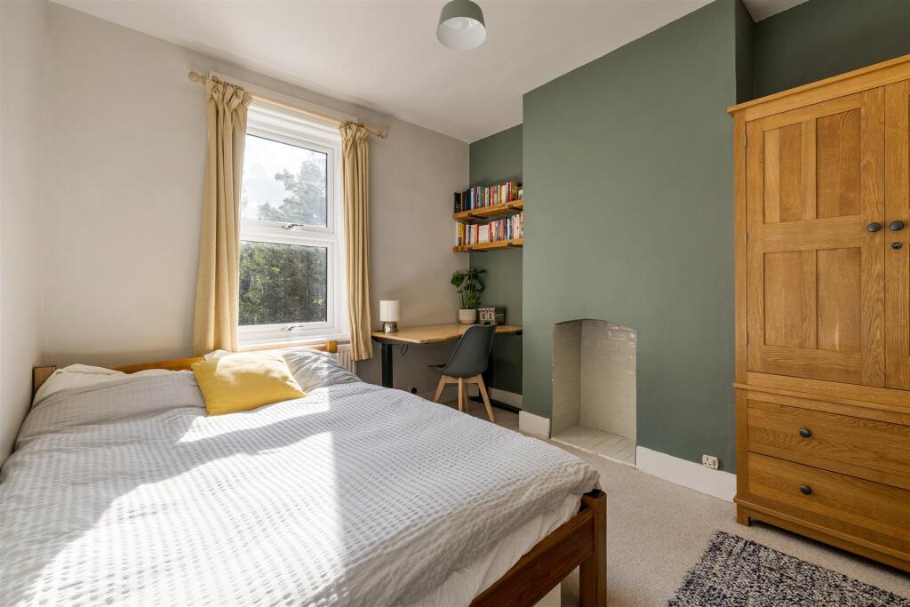 Haldan Road E4