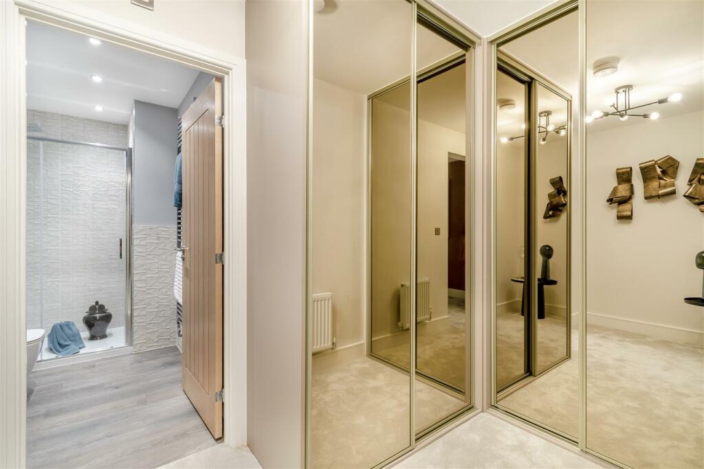 8583344-interior62.jpg