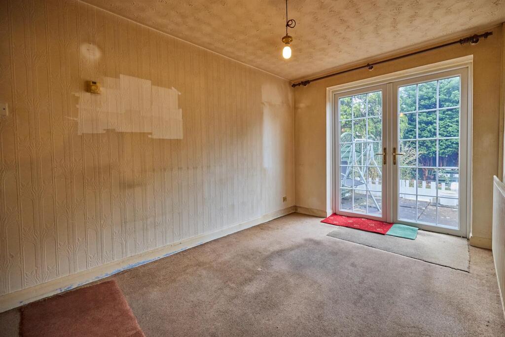 Dining Room to rear