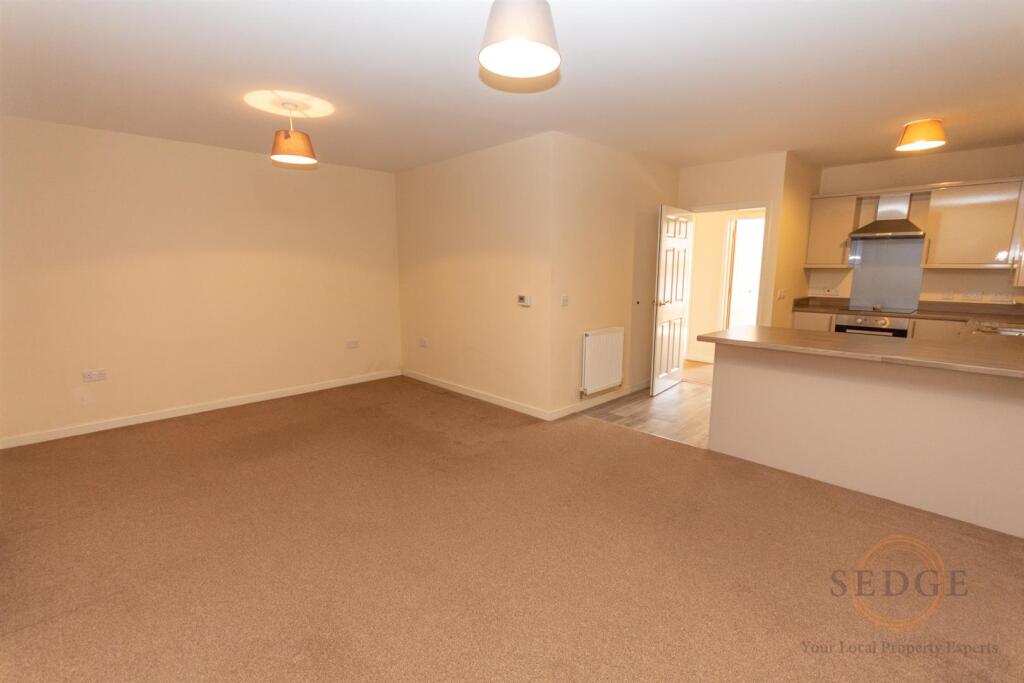 flat 2-4.jpg