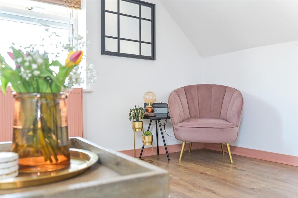 Living room corner.jpg