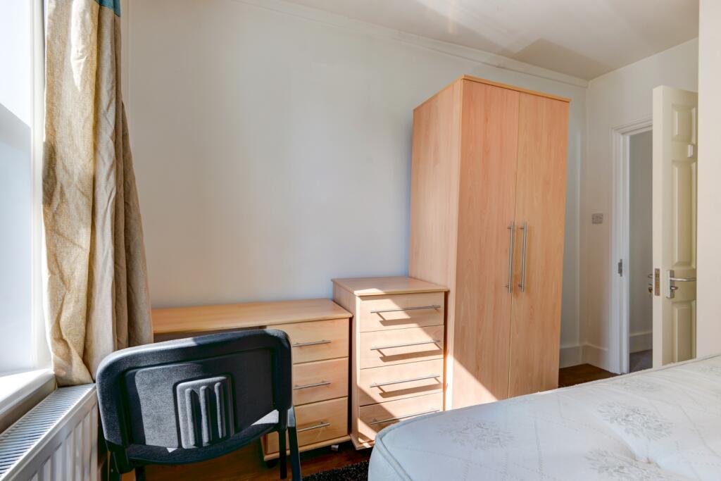 29 Hollingbury Road Bedroom 2 (2)