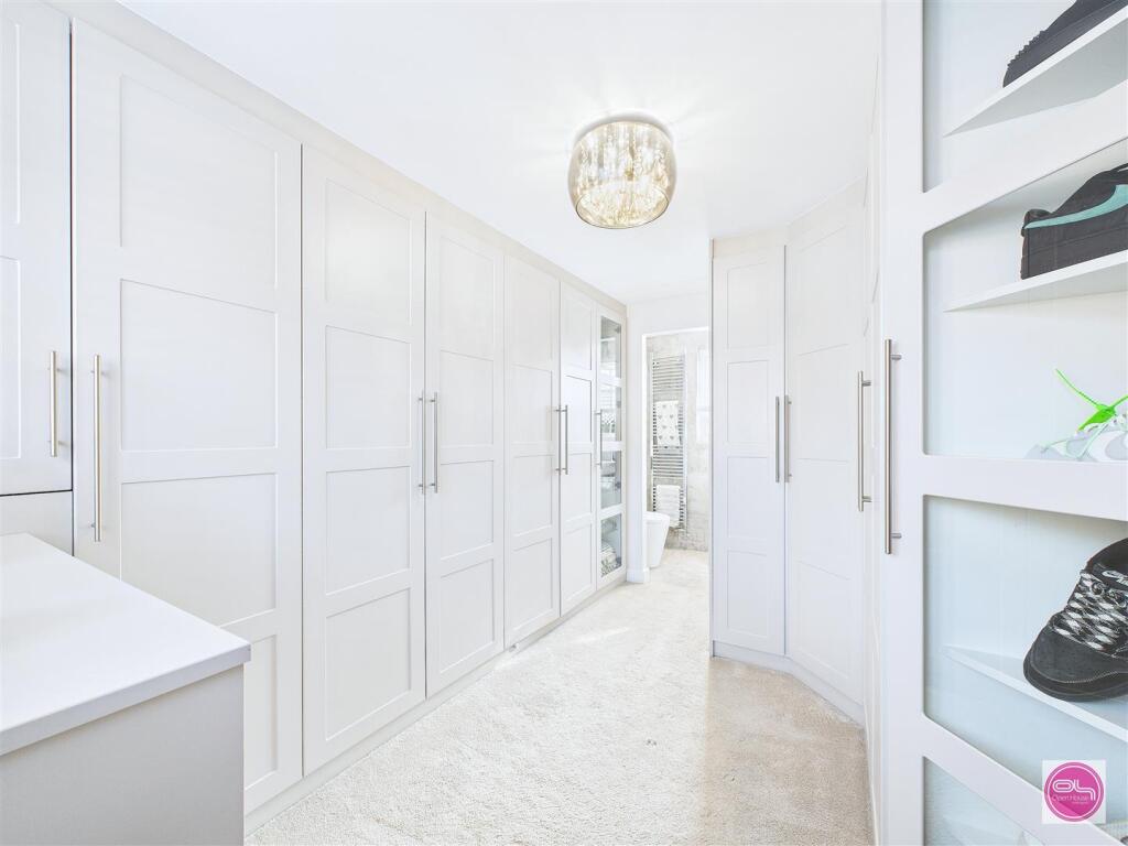 Cranfield Avenue, Church Gresley (27).jpg