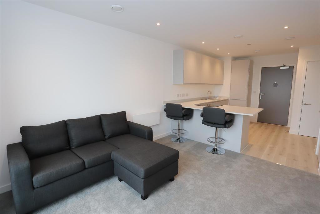 Lounge, Kitchen.JPG