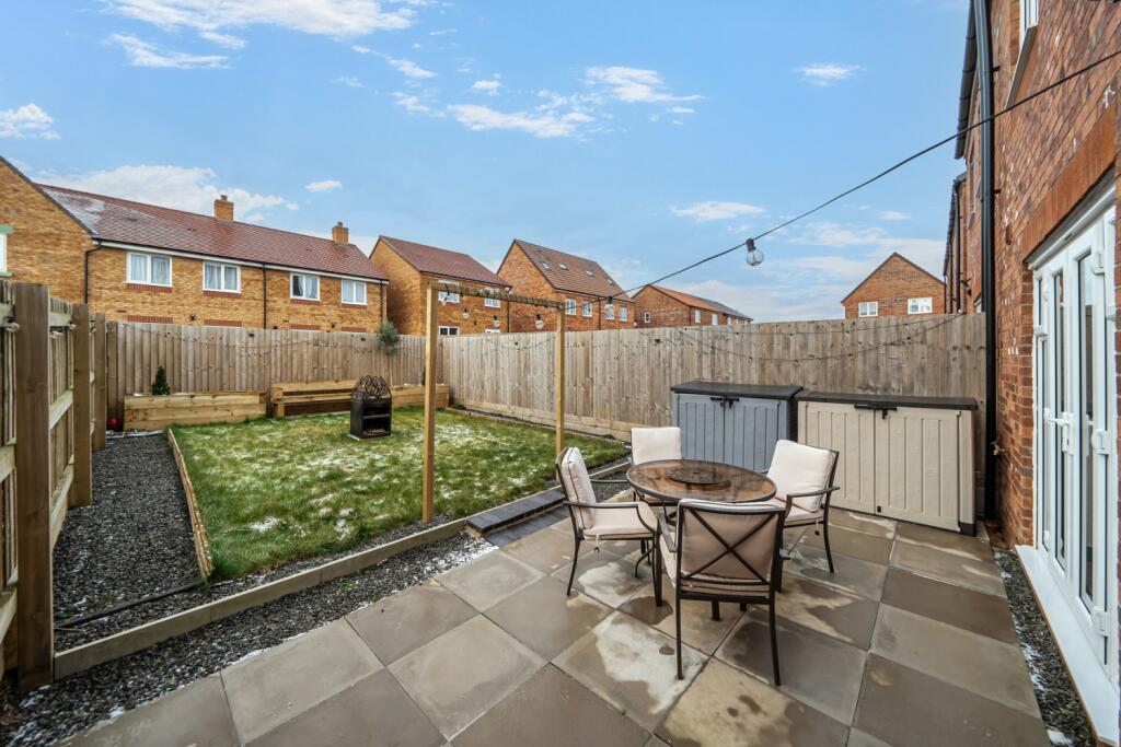 1395508-15-695d12323f751