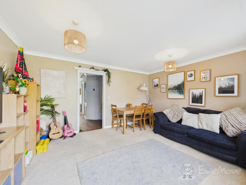 CAM03624G0-PR0159-STILL006