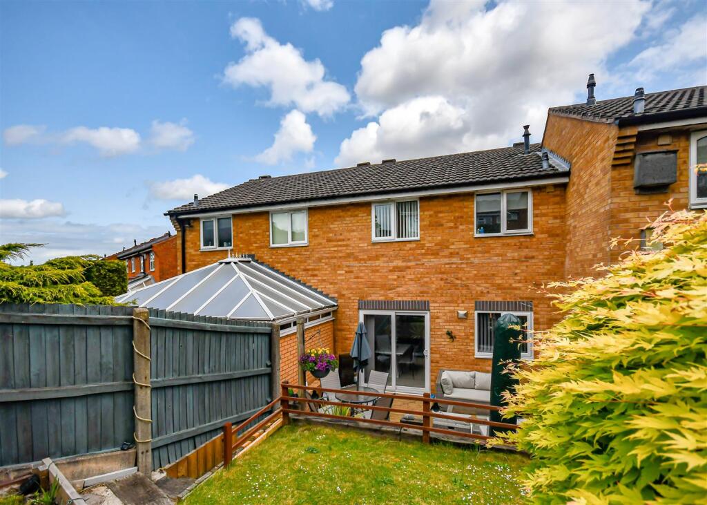 24 Strathern Drive-External.jpg