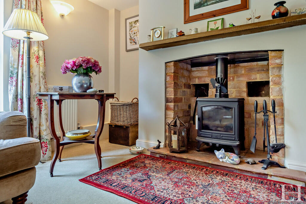 8658864-interiorW...