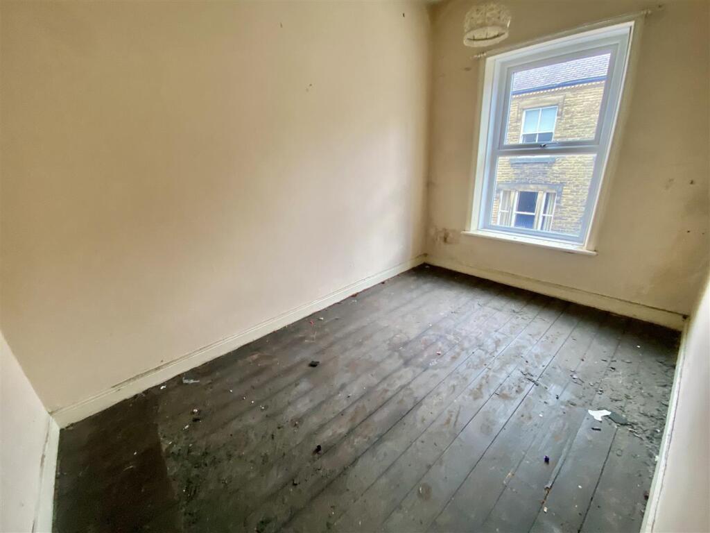 Bramleys Estate Agents - King Street - Mirfield (1