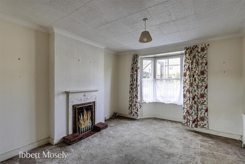 3 Reception Room.jpg