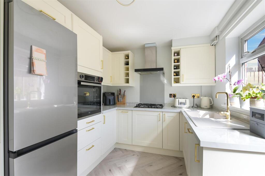 HAWTHORNE PLACE, (6).jpg