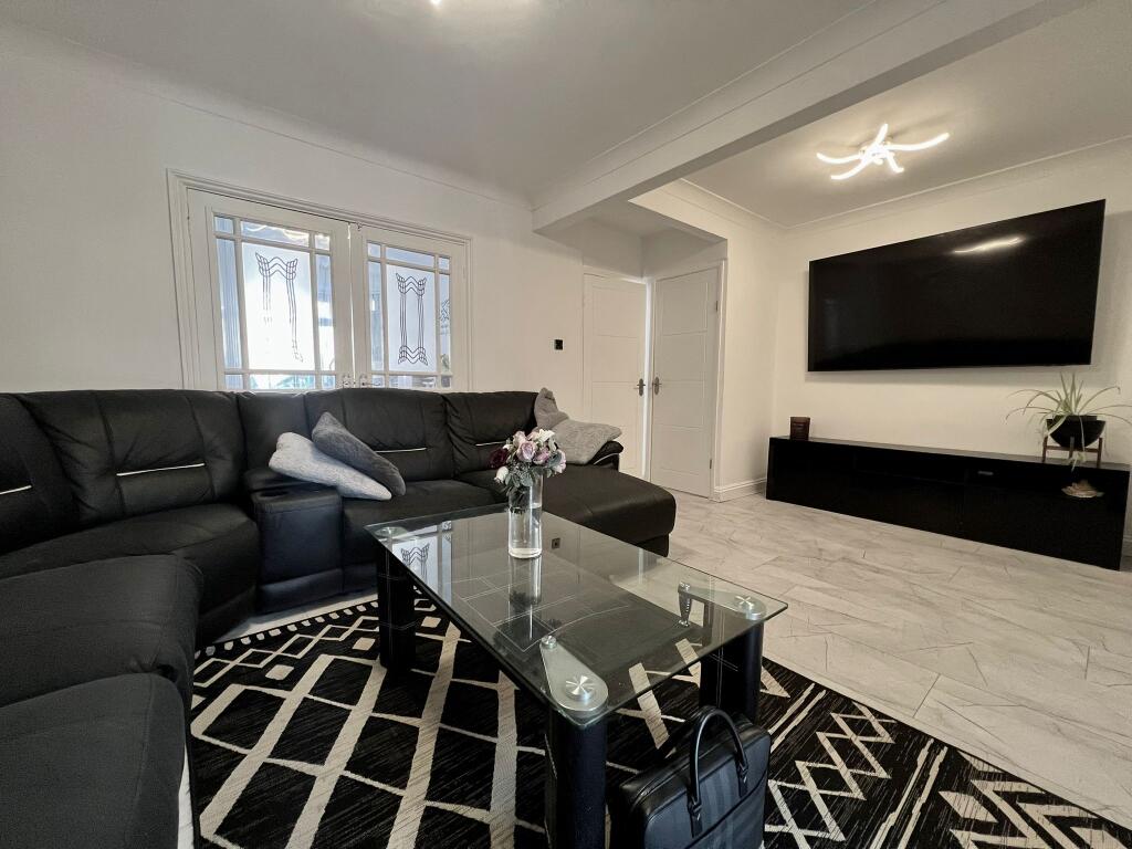 WhatsApp Image 2025-12-03 at 12.23.40 PM (4).jpeg