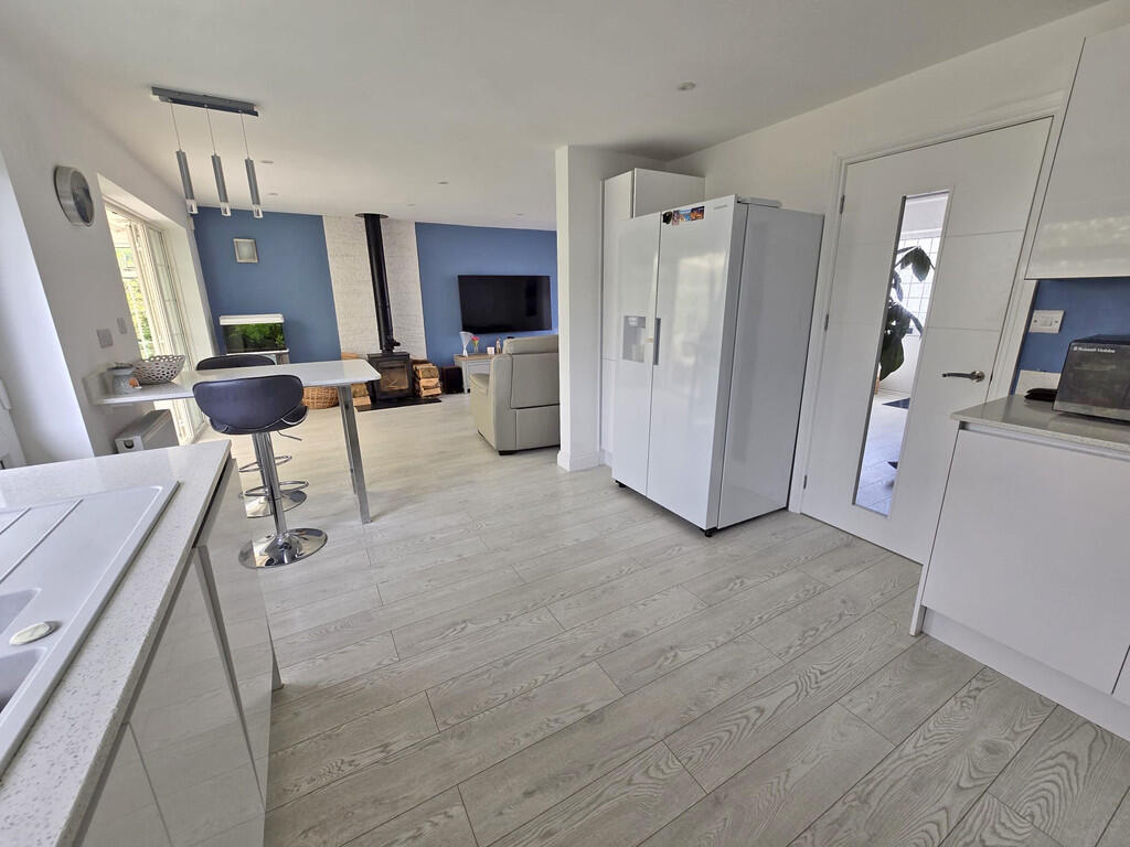 Kitchen 3