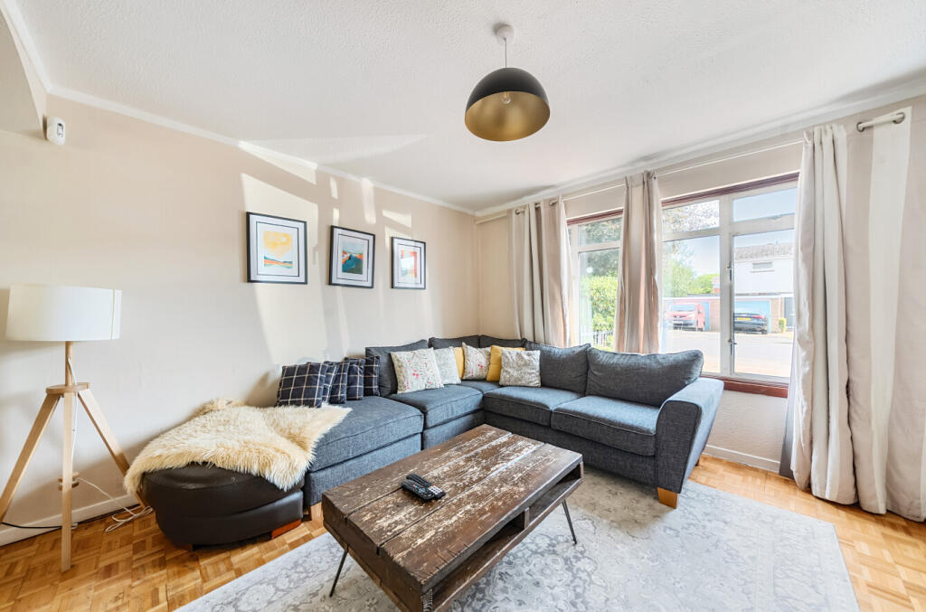 1317779-16-686423...