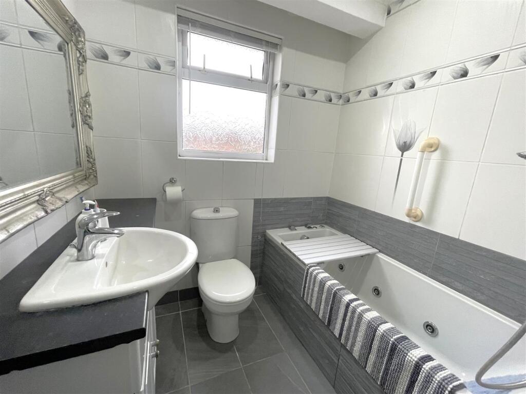 1 Bathroom.jpg