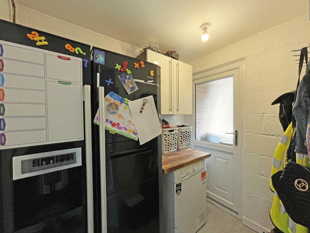 Ipswitch Close 11 Utility.jpg