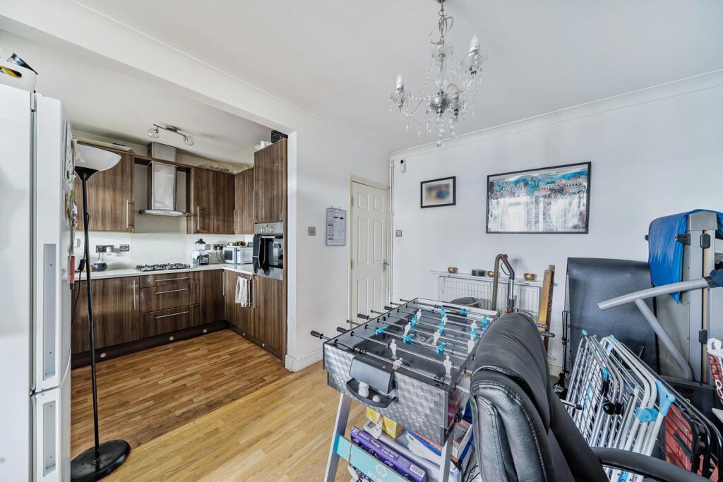 Davidson Frost-Wellings, DFW, Merlin Crescent, Edg