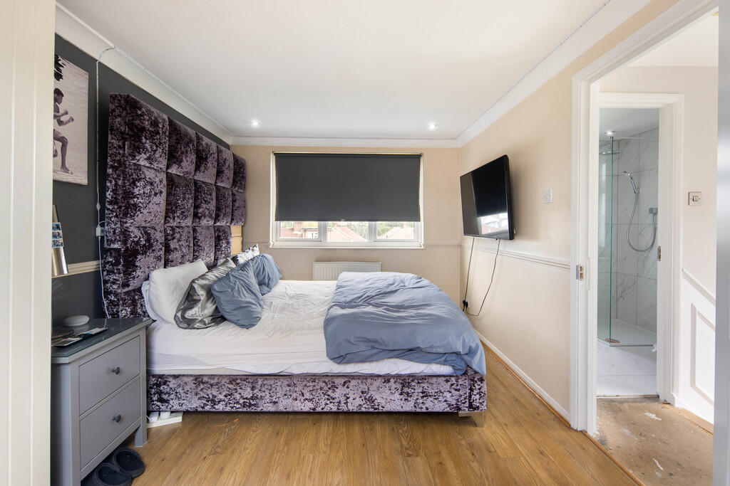 8_Bedroom 4