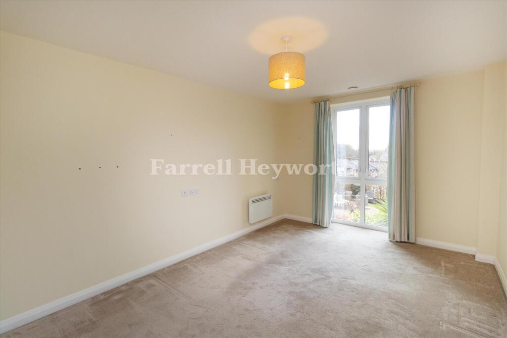 Bedroom 1 T202506101656.jpg