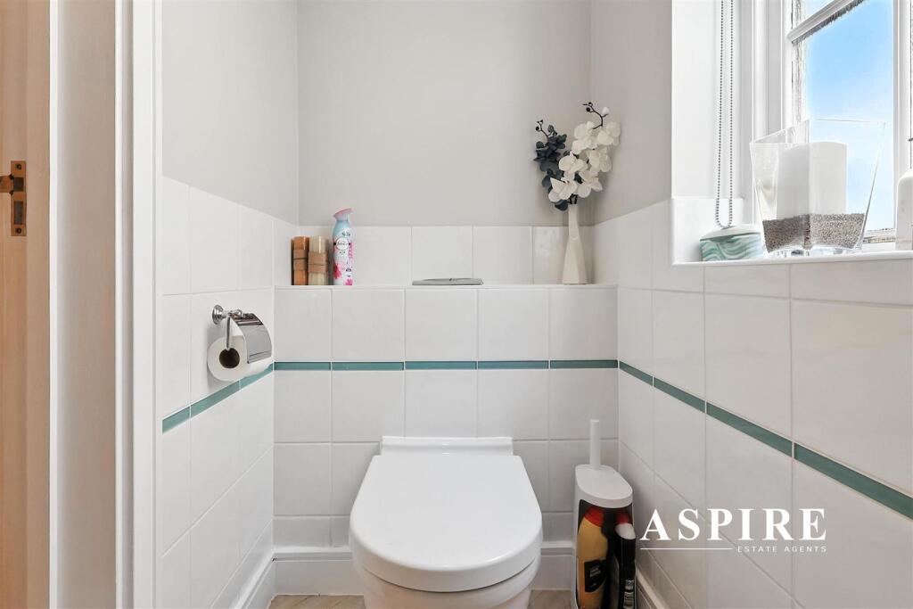 Aspire Estate Agents7.jpg