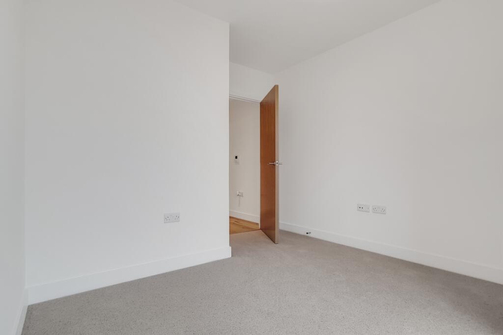 14_Bedroom_3_2