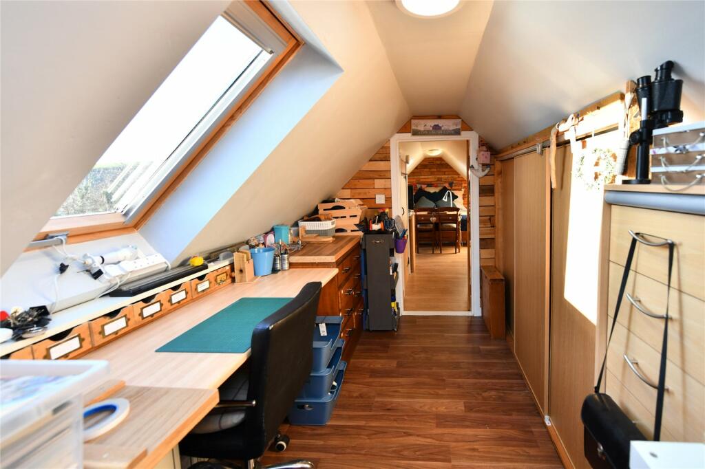 Office/Workroom