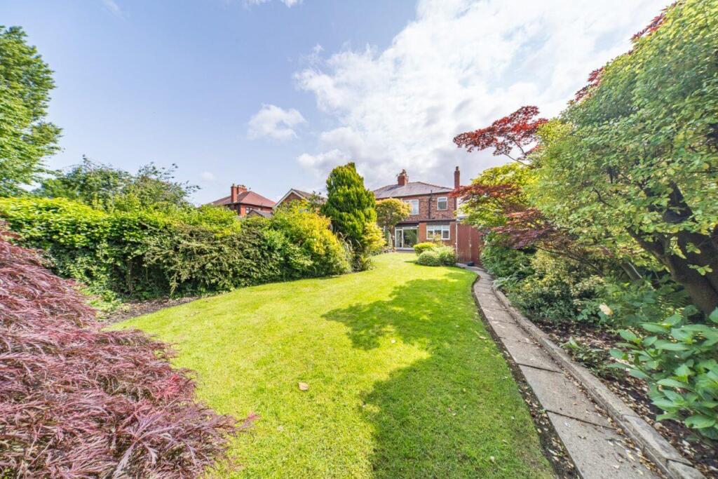 139 st james road garden 4.jpg