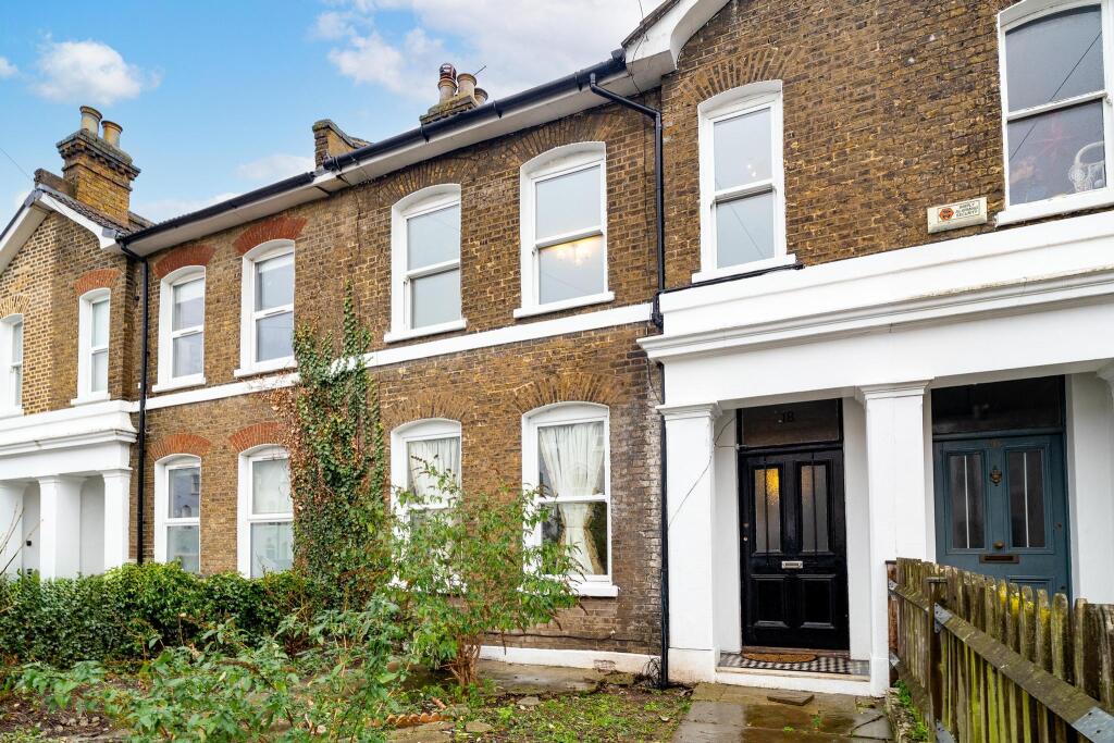 3 bedroom Terraced for sale