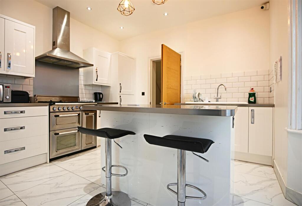 Communal Kitchen
