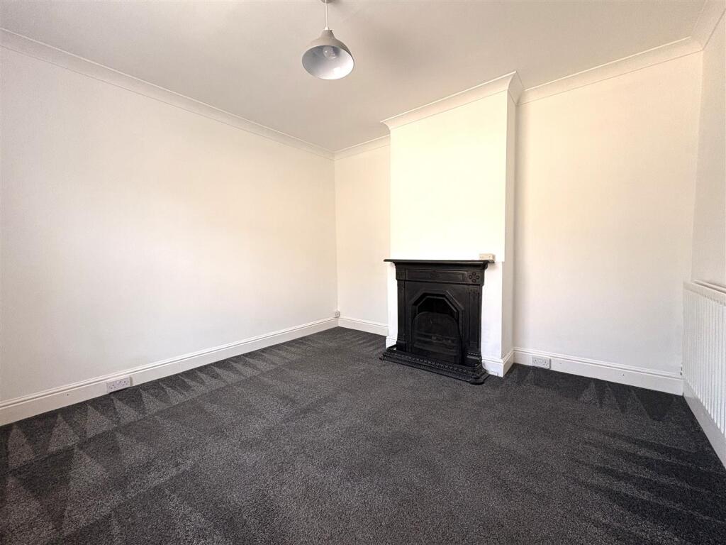 Lounge.jpg