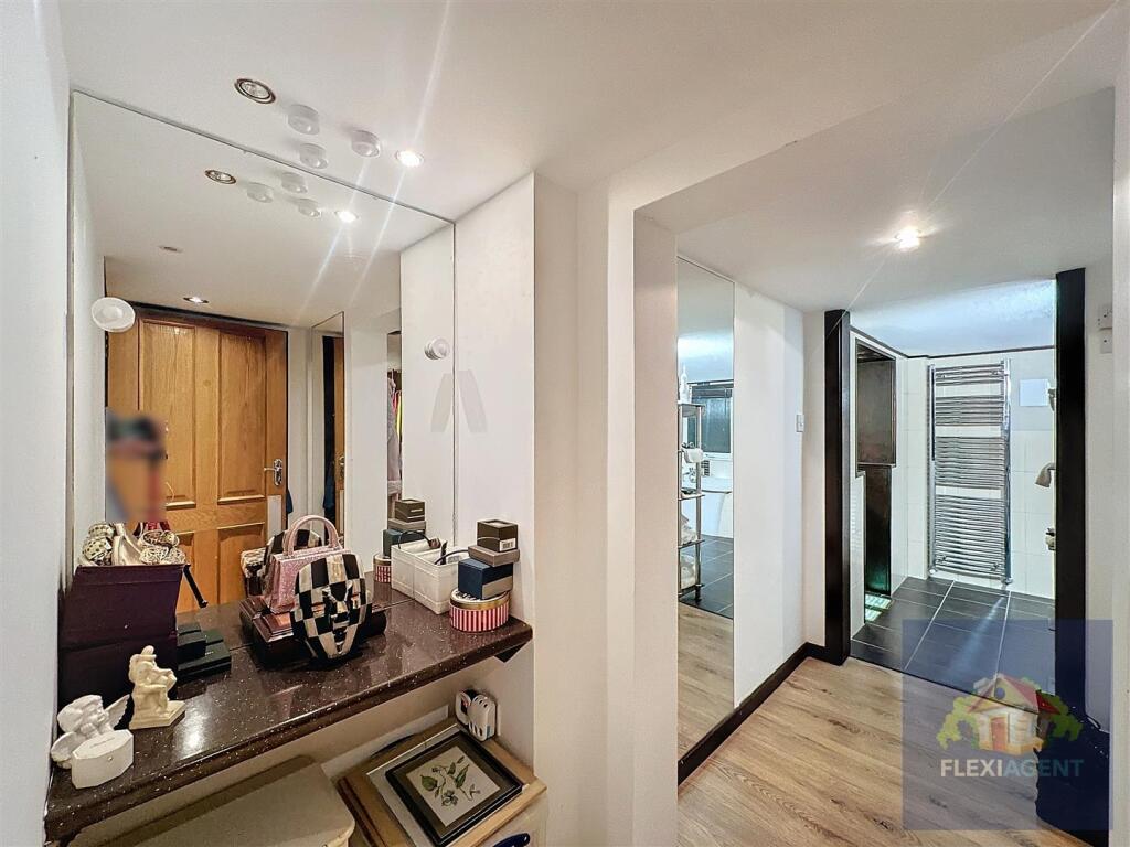 Private Living Wardrobe