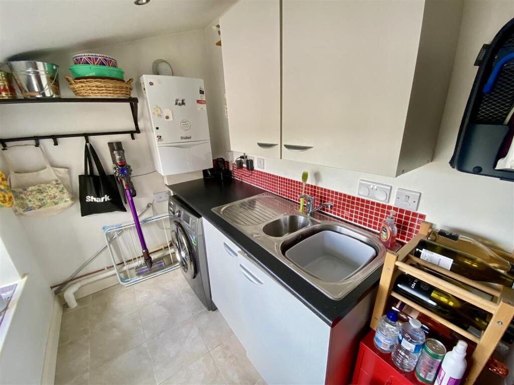 Bramleys Estate Agents - The Orchards - Bellstring