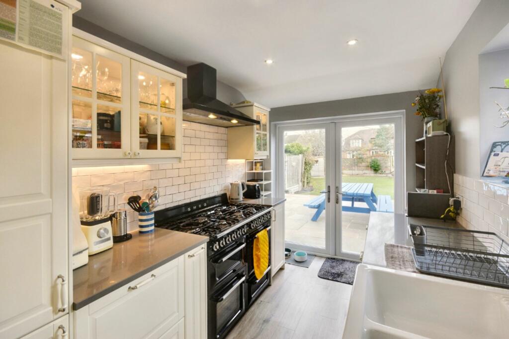 Modern Kitchen