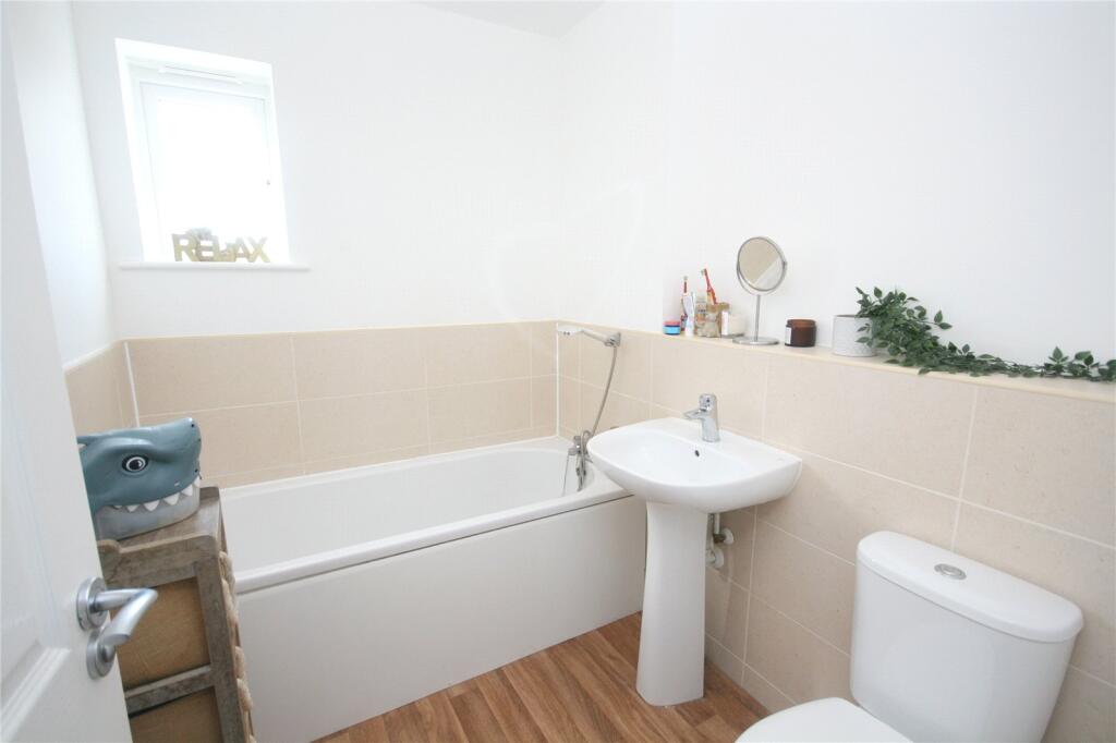 Family Bathroom/Wc