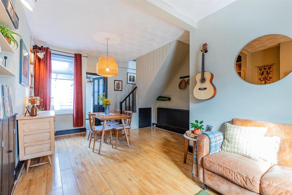 Keppoch Street 157-6.jpg