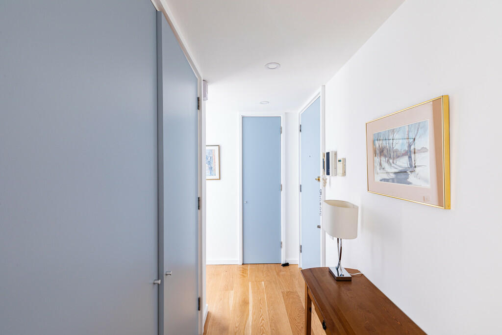11 Victor Wharf, ...