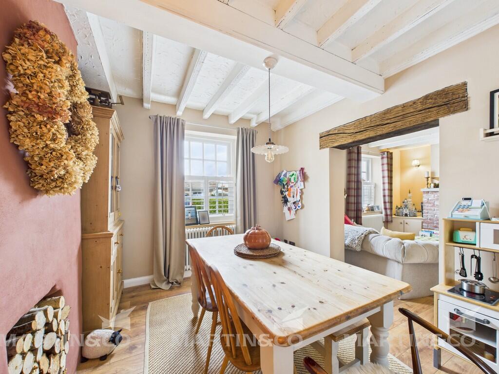 CAM02406G0-PR0526...