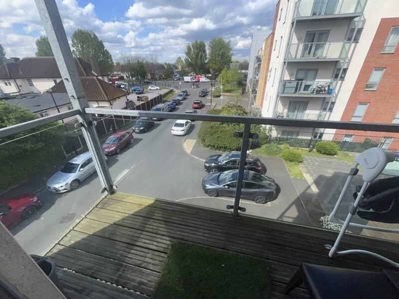 Photo 8