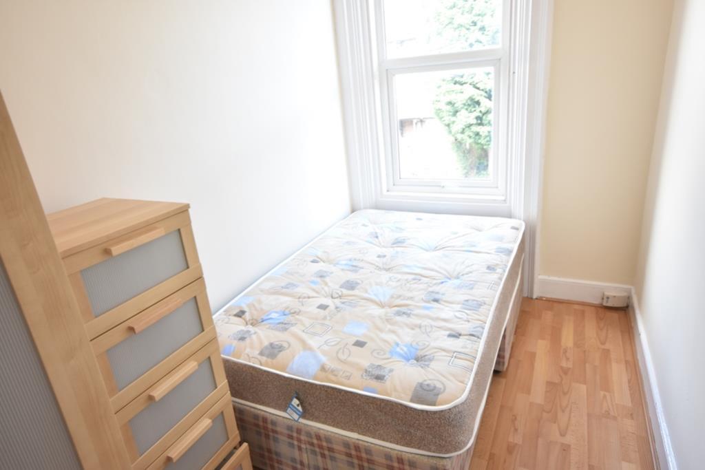 102 Holly Avenue pics10