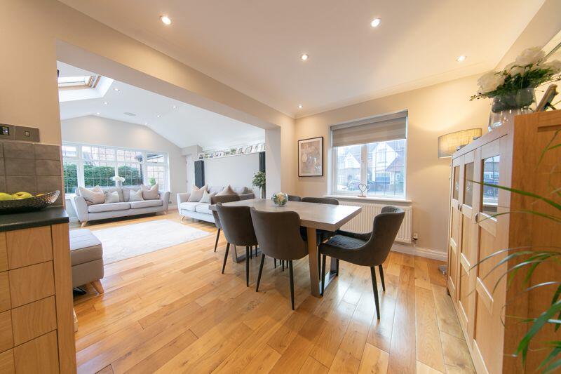 Dining area &amp; lounge