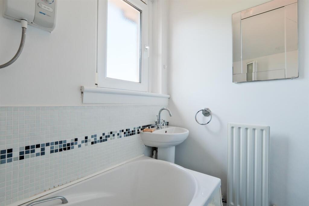 020-56 Waverley Drive Wishaw, ML2 7JW.jpg