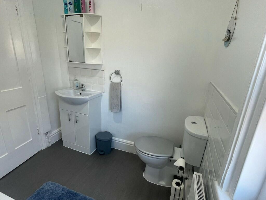 Family bathroom