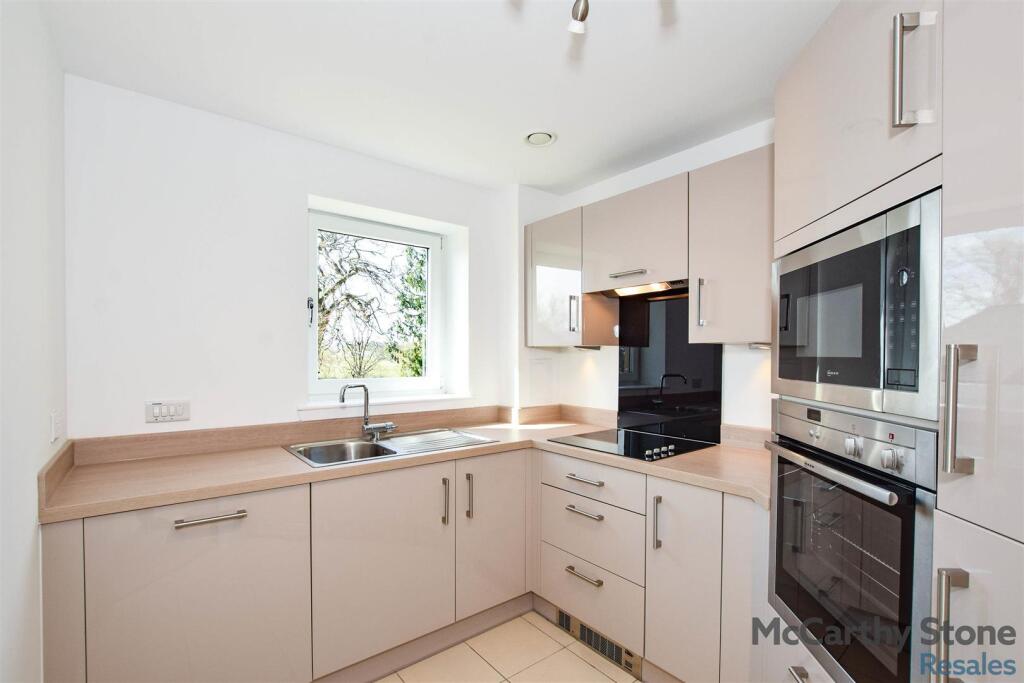 Kitchen.jpg