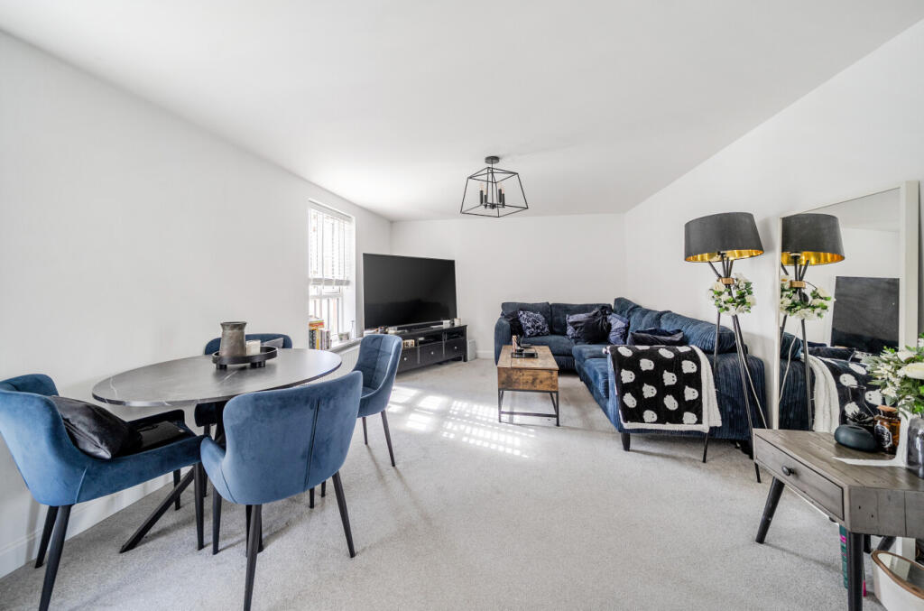 1345599-10-68b071...