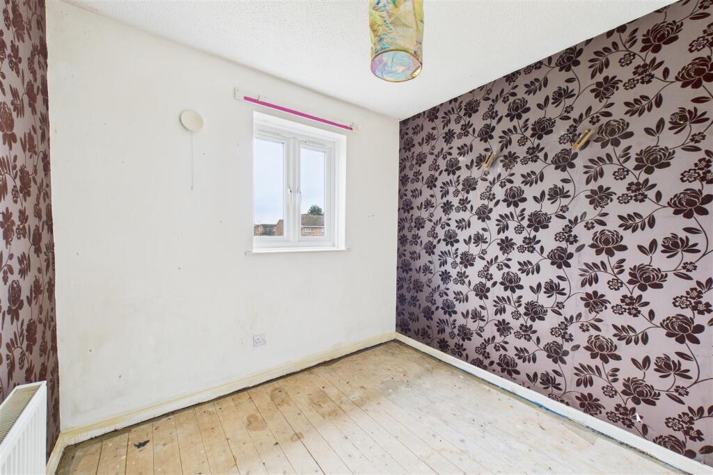 15, Courtenay Walk Worle, North Somerset, BS22 7TQ